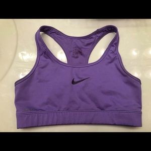 Sports bra
